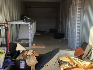 10 x 30 storage unit in Indianapolis, IN
