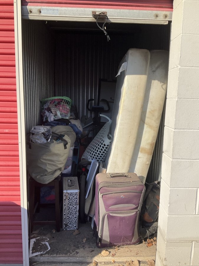 5 x 10 storage unit in Indianapolis, IN