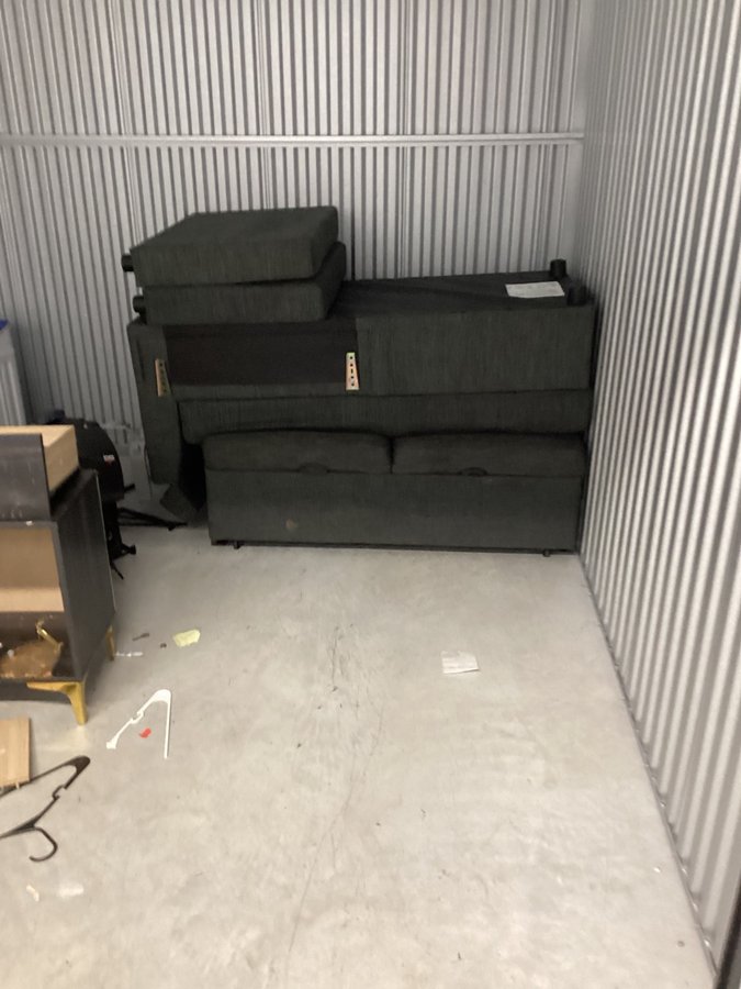 10 x 10 storage unit in Mableton, GA