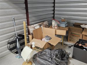 10 x 10 storage unit in Irving, TX