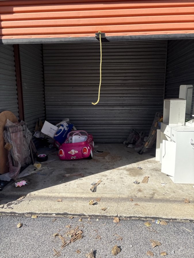 10 x 10 storage unit in Chicago, IL