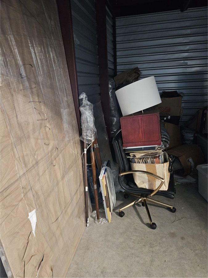 10 x 15 storage unit in Irving, TX