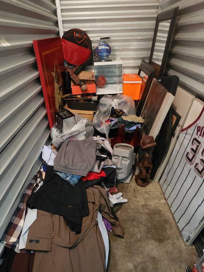 5 x 10 storage unit in Dallas, TX