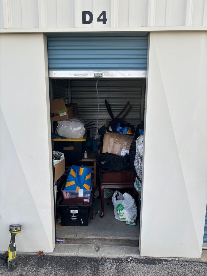 5 x 10 storage unit in Yakima, WA