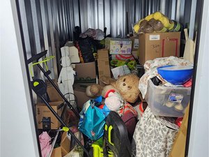 5 x 10 storage unit in Milldale, CT