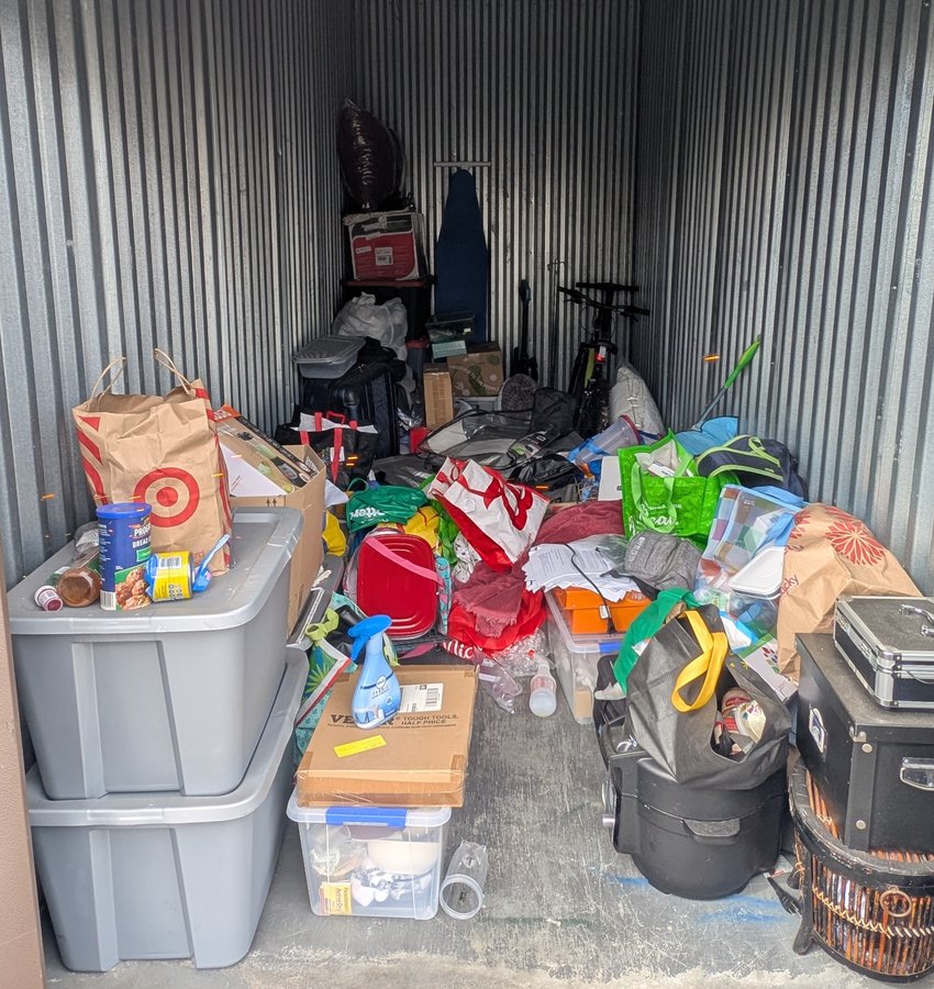 12 x 15 storage unit in Salinas, CA