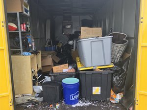 8 x 20 storage unit in Beaverton, OR