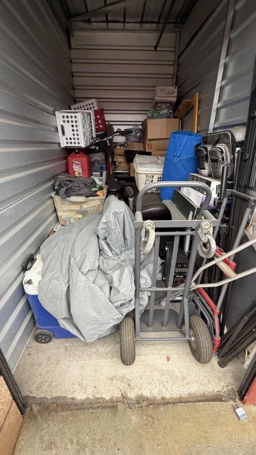 5 x 10 storage unit in Loma Linda, CA