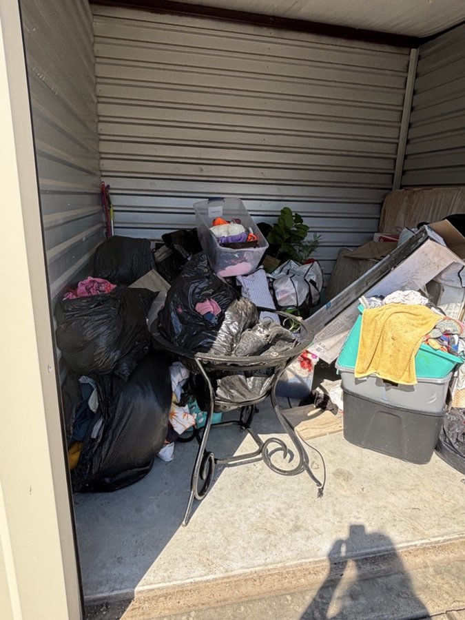 10 x 10 storage unit in Rosenberg, TX