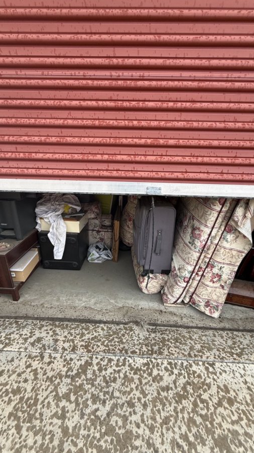 10 x 15 storage unit in Loma Linda, CA