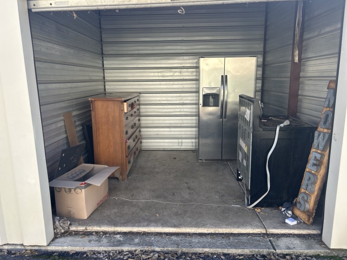 10 x 10 storage unit in Springfield, OH
