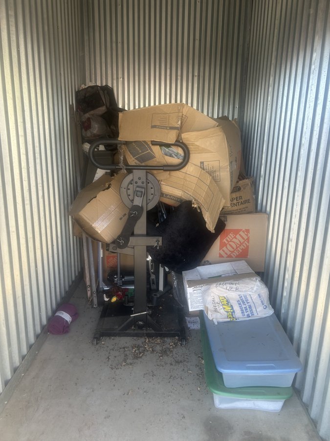 5 x 10 storage unit in Oroville, CA