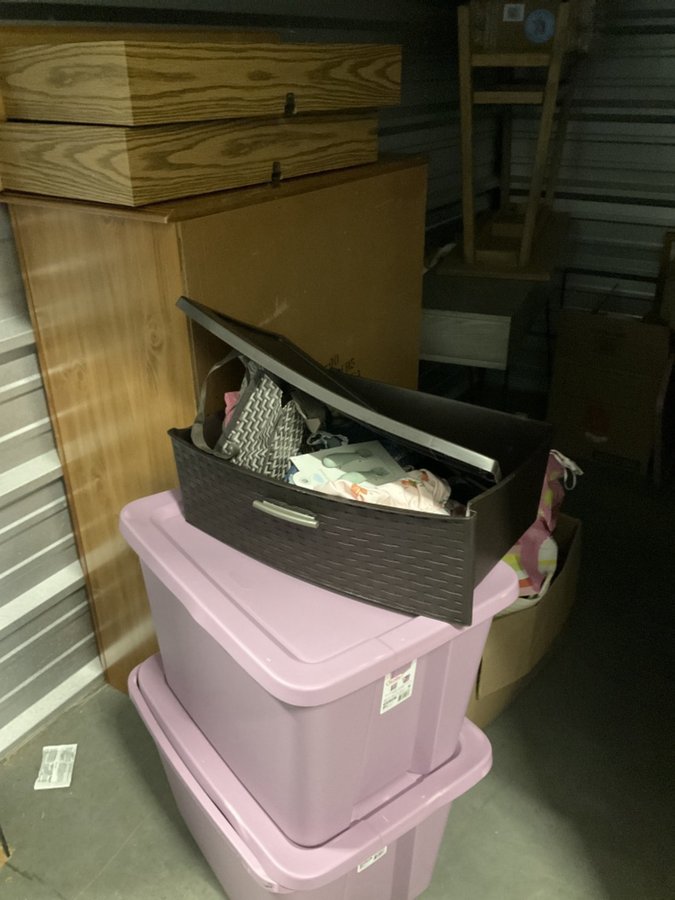 10 x 10 storage unit in Mobile, AL