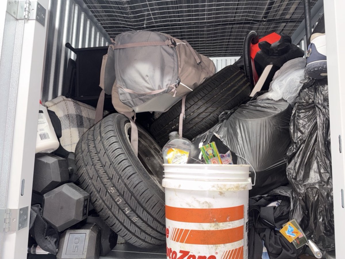 5 x 5 storage unit in Woodbridge, VA