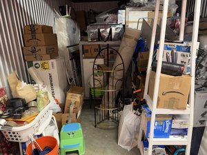 10 x 15 storage unit in Woodbridge, VA