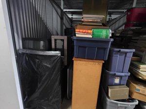 10 x 20 storage unit in Hillside, IL