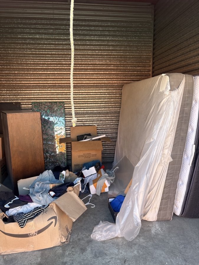 10 x 10 storage unit in Chicago, IL