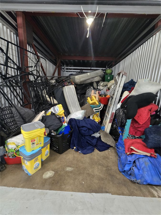 10 x 20 storage unit in Baltimore, MD