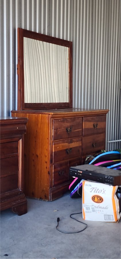 10 x 20 storage unit in Springfield, TN
