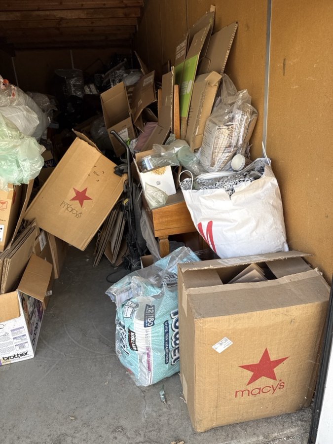 10 x 30 storage unit in Pleasanton, CA