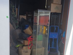 9 x 20 storage unit in San Lorenzo, CA