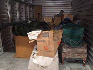 10 x 20 unit in Pleasanton