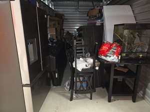 10 x 20 unit in Pleasanton