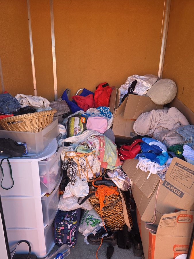 5 x 6 storage unit in Pleasanton, CA