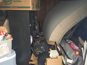 10 x 10 storage unit in San Leandro, CA
