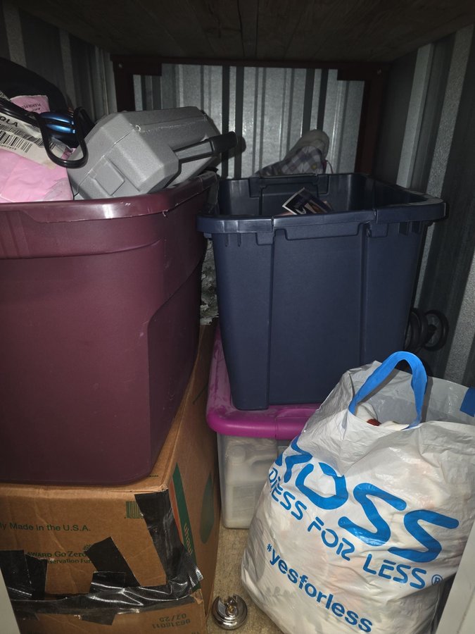 3 x 4 storage unit in San Francisco, CA