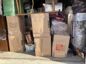 10 x 20 storage unit in Santa Clarita, CA