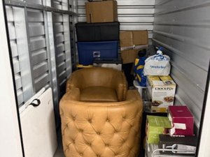 5 x 10 storage unit in Seattle, WA