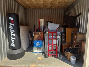 10 x 10 storage unit in Cincinnati, OH