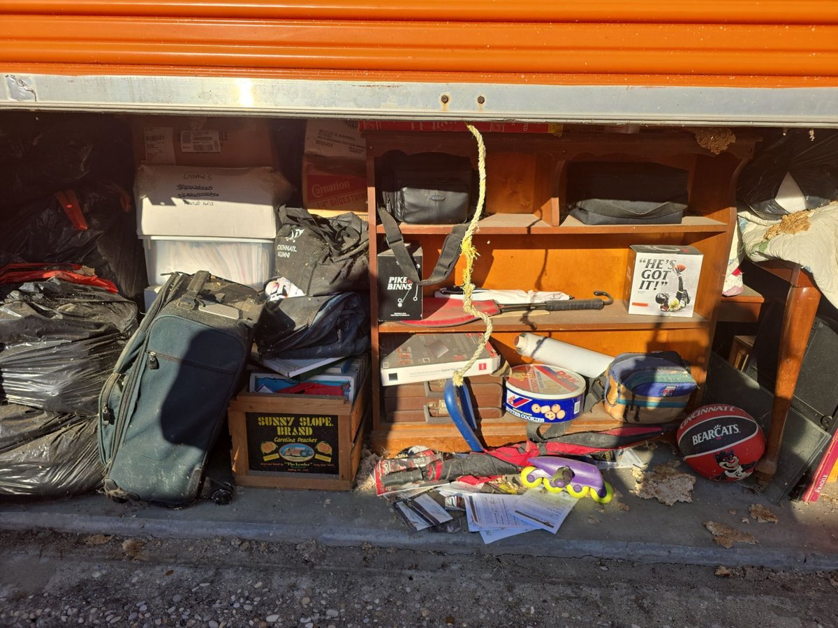 10 x 10 storage unit in Cincinnati, OH
