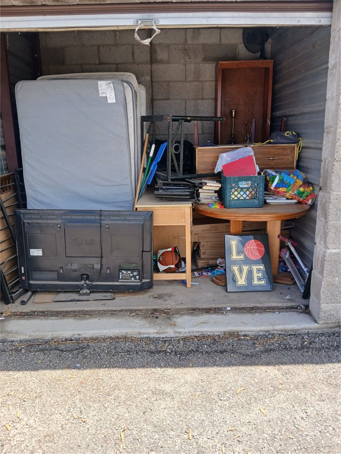 9 x 7 storage unit in Tucson, AZ