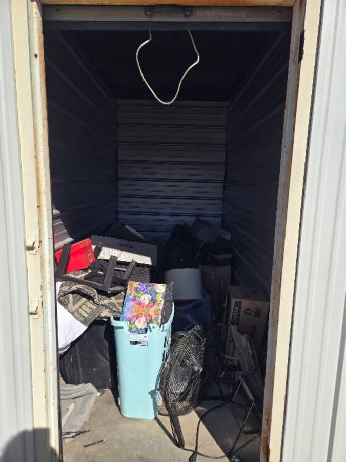 5 x 10 storage unit in Tulsa, OK
