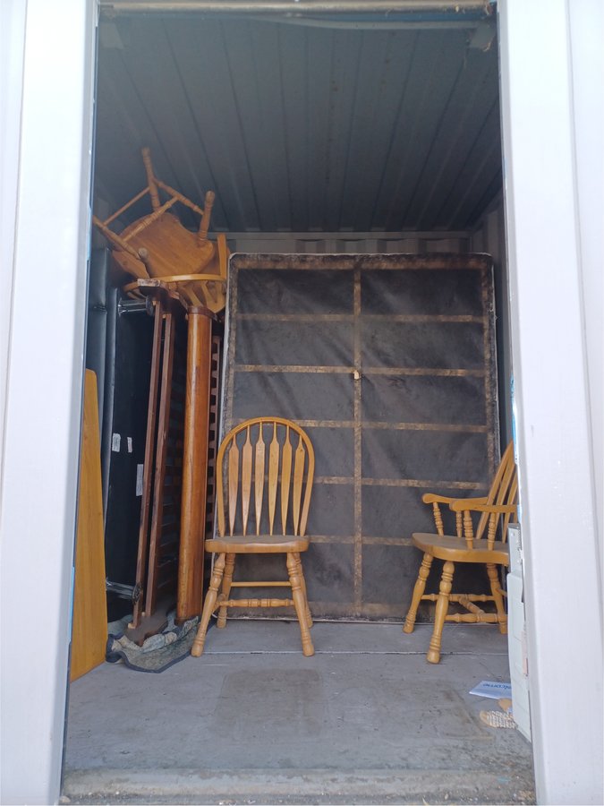 8 x 8 storage unit in West Sacramento, CA