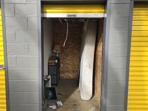 5 x 10 storage unit in Beaverton, OR