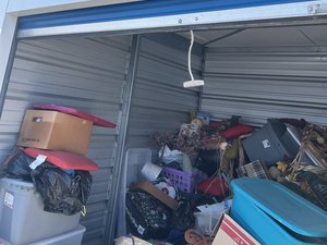 10 x 10 storage unit in Indianapolis, IN