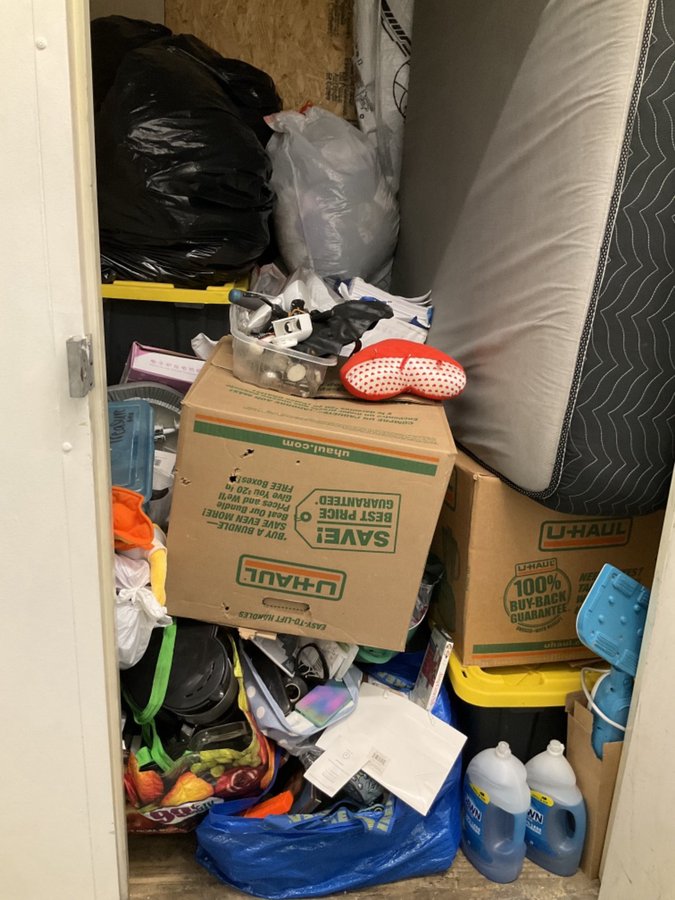 5 x 5 storage unit in Pacoima, CA