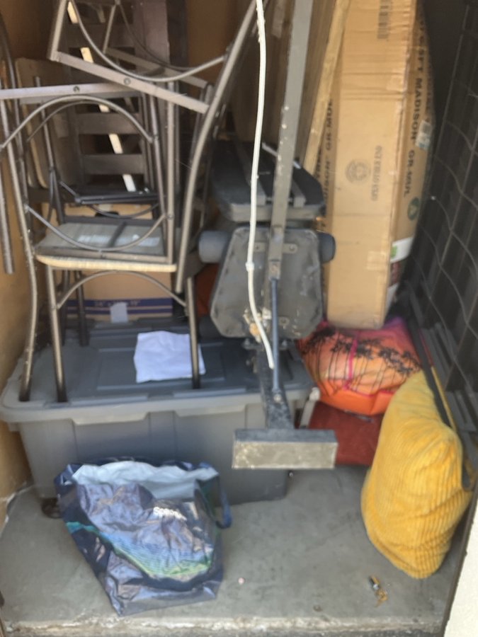 5 x 10 storage unit in Redlands, CA