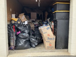 10 x 20 storage unit in Saugus, CA