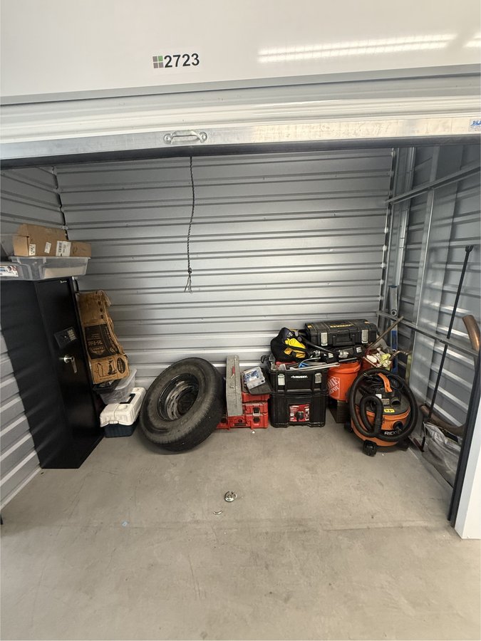 10 x 5 storage unit in Denver, CO
