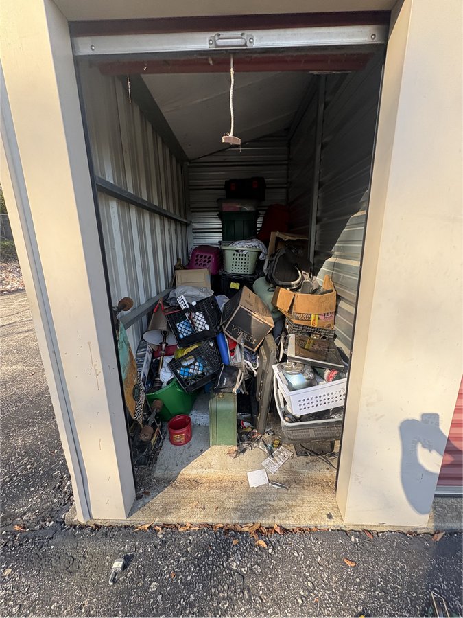 5 x 10 storage unit in Bloomington, IN
