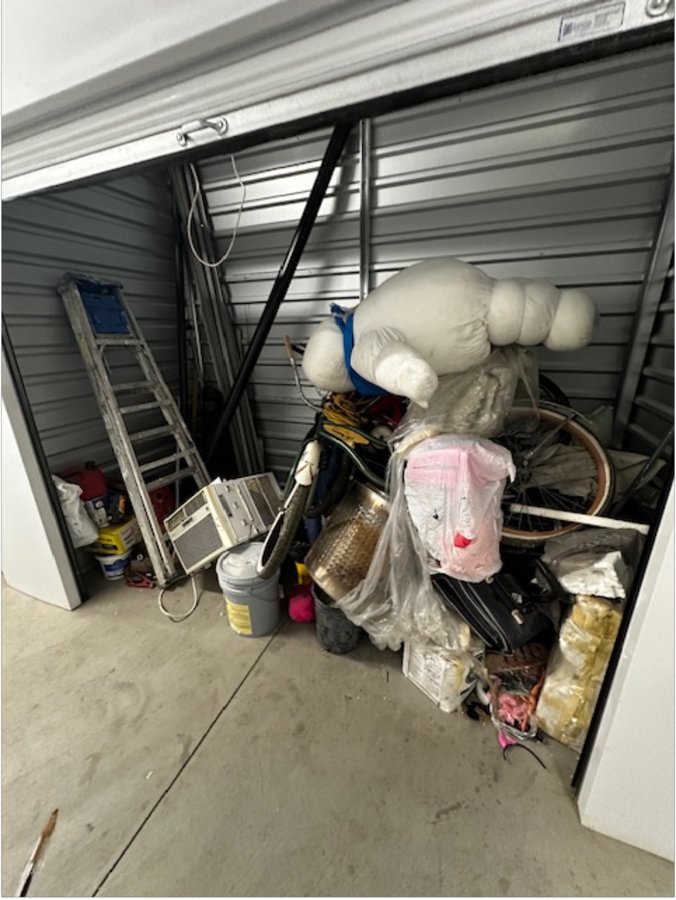 5 x 10 storage unit in Moreno Valley, CA