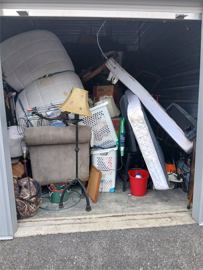 10 x 15 storage unit in Sedro Woolley, WA