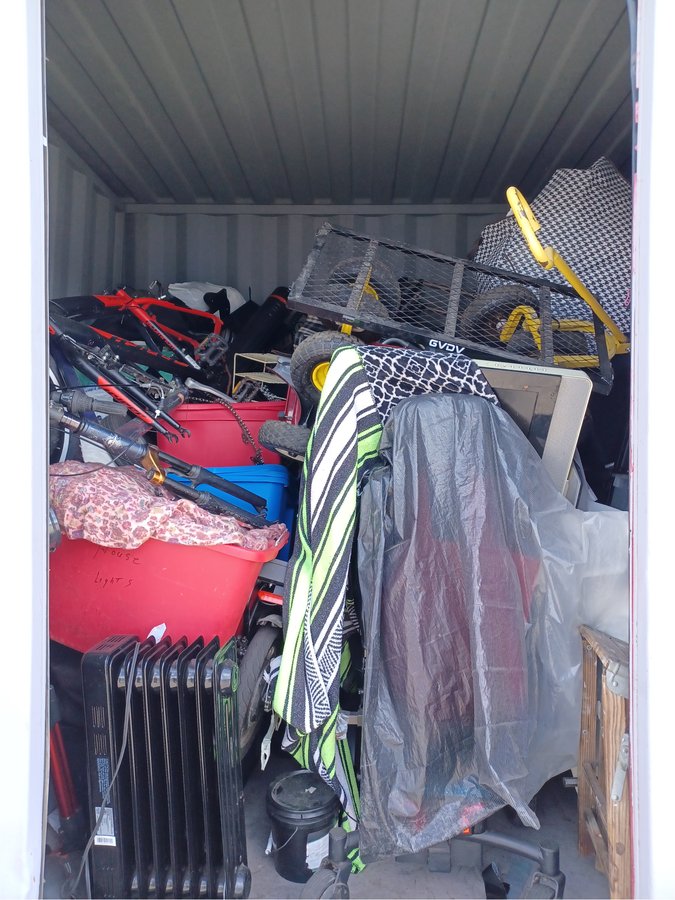 10 x 8 storage unit in West Sacramento, CA