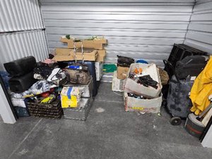 10 x 5 storage unit in Phoenix, AZ