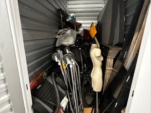 5 x 10 storage unit in Moreno Valley, CA