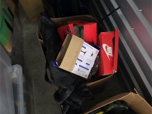 5 x 10 storage unit in Tarzana, CA